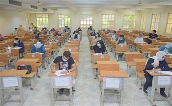   جامعة القاهرة تبدأ امتحانات "الميدتيرم" وسط إجراءات احترازية مشددة