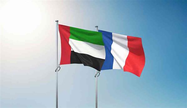 الإمارات وفرنسا تبحثان سُبل تعزيز العلاقات الاقتصادية والتجارية