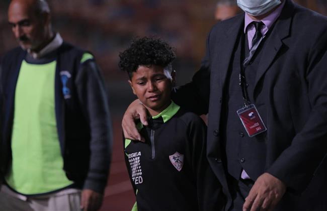 أسباب طرد حامل الكرات من مباراة الزمالك والبنك