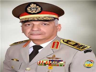 وزير الدفاع يحضر اختبارات كشف الهيئة لطلبة الكليات العسكرية والمعهد الفنى