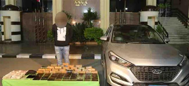 ضبط 300 طربة حشيش بحوزة أحد الأشخاص بالإسكندرية 
