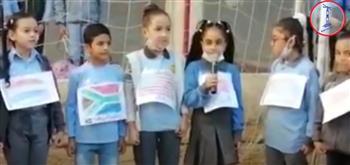 إذاعة مدرسية بكل لغات العالم بمدرسة في قنا.. فيديو
