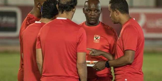 مصير معسكر الأهلى بـ الإمارات فى مهب الريح