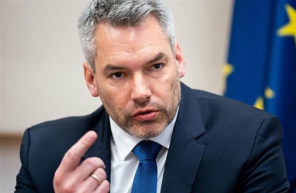 وزير داخلية النمسا: لا تسامح مع الأعمال العدوانية في «مظاهرات كورونا»