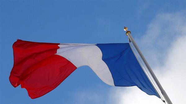 فرنسا تؤكد أنها "لن تكون رهينة السياسات الداخلية البريطانية" في قضية الهجرة