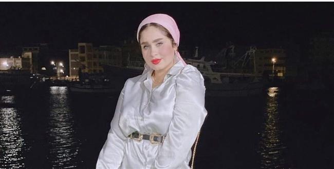 ميرفت التوارجي: الفنانات تذهب لمهرجان الجونة للظهور بفساتين مثيره للانتباه
