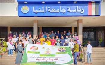   قوافل جامعة المنيا  تعالج مرض قرية  «الهمة» 