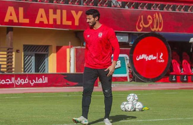 طبيب الأهلى يكشف عن موقف الشناوى من مباراة الزمالك