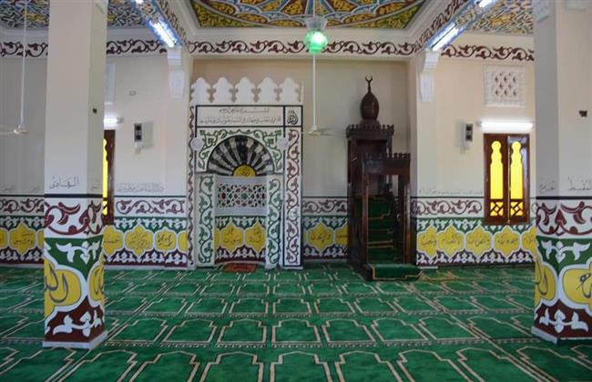 محافظ الوادي الجديد يفتتح مسجد «أفطيمة» ويتفقد تجربة التلقيح الصناعي للسلالات الحيوانية