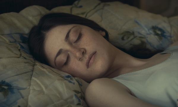اليوم.. عرض فيلم "ماذا نرى عندما نتطلع إلى السماء؟" بالقاهرة السينمائي