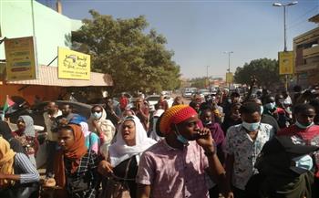   السودان.. مظاهرات حاشدة فى شوارع العاصمة