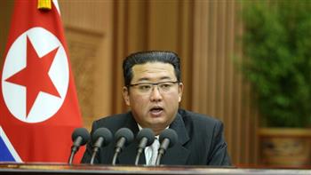   صحيفة بريطانية: الزعيم الكورى الشمالى يزيل صور والده وجده من المبانى الرسمية