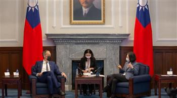  أول وفد رسمى أوروبى يزور تايوان لتقديم الدعم فى وجه الضغوط الصينية