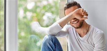 علامات تدل علي الحب عند الرجل الخجول
