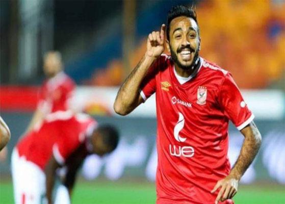 5 صوابع  الكف..كهربا يحتفل بخماسية الأهلي بالدوري