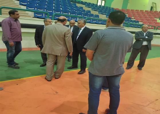«غرباوي» يتفقد المنشآت الرياضية استعدادا لتنظيم الدورة العربية لخماسيات كرة القدم 