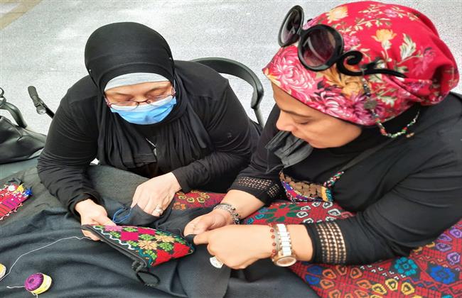 ورشة لتطريز الأزياء اليدوية بمتحف الحضارة 