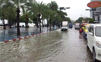   ماليزيا تفتتح مركزي إغاثة من الفيضانات عقب تحذيرات من ارتفاع المد 