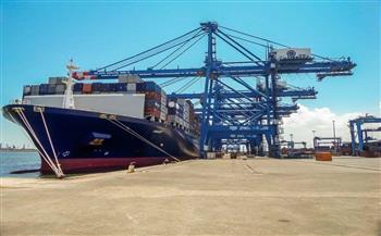  تداول 22 سفينة حاويات وبضائع عامة بميناء دمياط