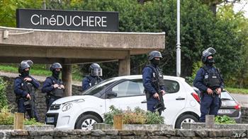   وسائل إعلام: المشتبه بمهاجمة شرطى في «كان» الفرنسية «يحمل جنسية عربية»