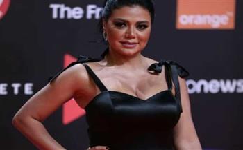 رانيا يوسف تشوق جمهورها بـ«مفاجآت» في مسلسل «الآنسة فرح 4»