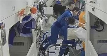   أول تدريب لرواد الفضاء الصينيين على الإجلاء في حالة الطوارئ