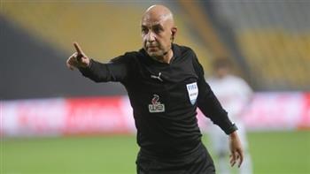 لجنة الحكام تعاقب محمد عادل بسبب مباراة القمة