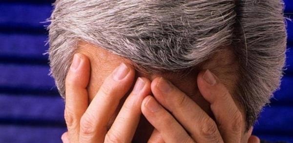 دراسة تؤكد إن التوتر النفسي يؤدي إلي شيب الشعر