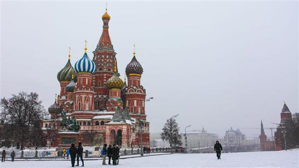 روسيا تؤجل 50 رحلة جوية بسبب الطقس