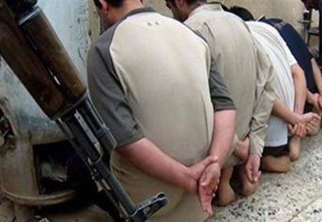 حبس عصابة «الشيخ» للإتجار في الهيروين بحلوان 15 يوما