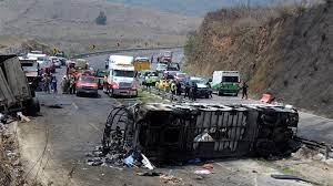    عشرات القتلى في حادث مروري بالمكسيك