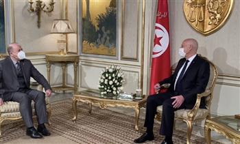   رئيس الحكومة الجزائرية يختتم زيارته إلى تونس بالاتفاق على التكامل الاقتصادي بين البلدين