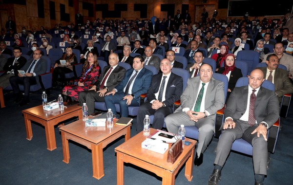 «بلال حبش» يستعرض فرص الاستثمار خلال مشاركته في المنتدى الاقتصادي الأول لجامعة النهضة