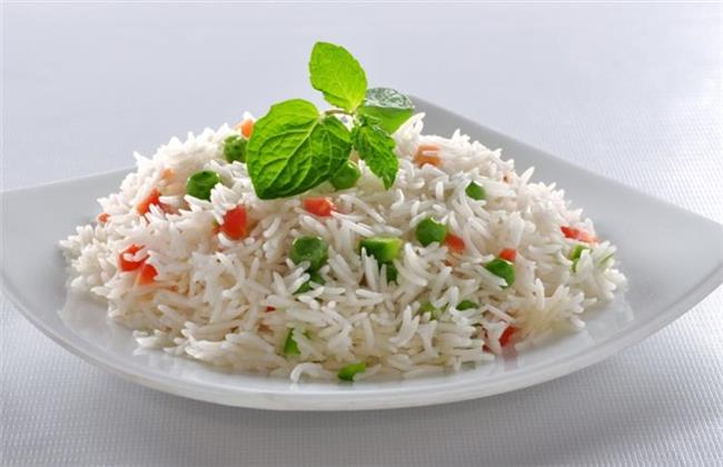 وجبة صحية لطفلك .. طريقة تحضير رز بالبسلة الخضراء
