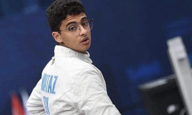 أدهم معتز يكتسح بطل روسيا ويحصد ذهبية كأس العالم للسيف بأوزباكستان