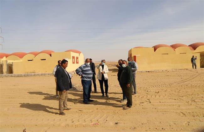 نائب محافظ الوادي تتابع سير العمل بمشروعي مجمع المصالح الحكومية المميكن