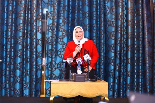 وزيرة التضامن تطلق الاستراتيجية الوطنية للعمل التطوعي في مصر