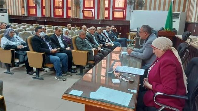 وكيل تعليم القليوبية: حظر استخدام الهاتف المحمول نهائيا للطلاب والمعلمين