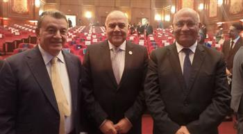 رئيس جامعة بنها يشارك فى حفل تنصيب رئيس الجامعة البريطانية 