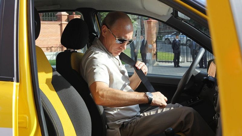 بوتين: عملت سائق سيارة أجرة بعد سقوط الاتحاد السوفيتى