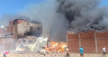   السيطرة على حريق داخل سوق فى مدينة السلام دون اصابات