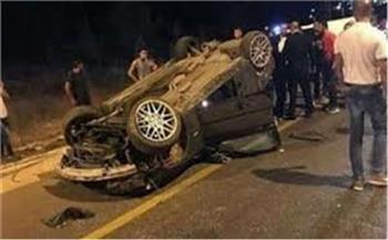 دماء علي الاسفلت..إصابة شخصان في حادث انقلاب سيارة بالساحل الشمالي