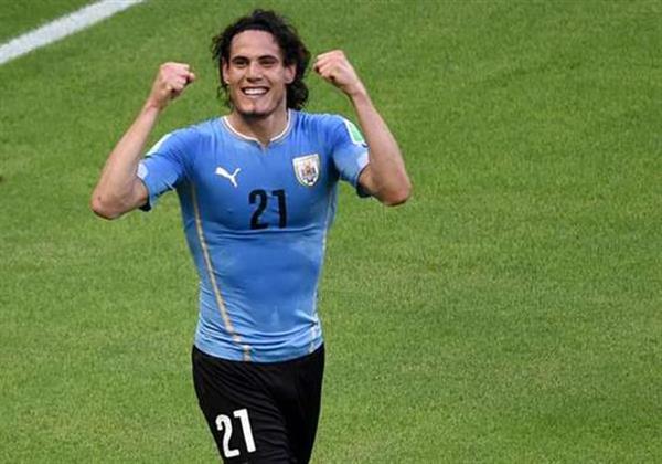 مانشستر يونايتد يسمح برحيل الأوروجواي كافاني مع تطلع برشلونة