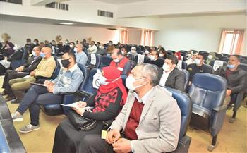   سكرتير عام أسيوط يترأس اجتماع لجنة التخطيط المحلي لبرنامج التنمية المحلية بصعيد مصر 