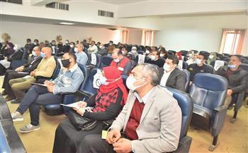 سكرتير عام أسيوط يترأس اجتماع لجنة التخطيط المحلي لبرنامج التنمية المحلية بصعيد مصر 
