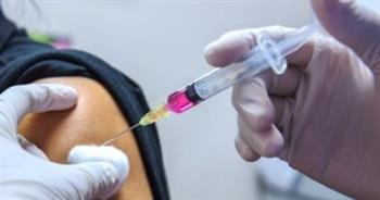   استشارى أمراض صدرية: تطعيم الانفلونزا العادية يقطع الطريق أمام «أوميكرون»