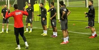 منتخب مصر يتدرب بمشاركة جميع اللاعبين.. وأيمن يواصل برنامجه العلاجي  