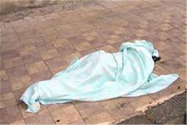 العثور على جثة عامل مصابًا بطلقات نارية أمام مسجد في قنا