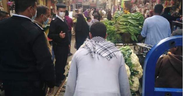 «مرافق الأقصر» تحرر 131 محضرا في حملة إشغالات