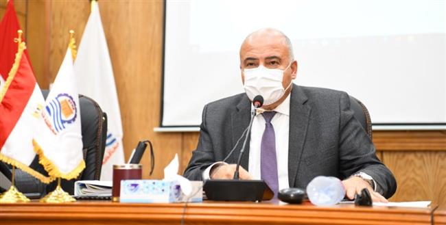 محافظ قنا: اطلاق اسم العمدة صلاح محمد إسماعيل على مدرسة القلمينا الثانوية